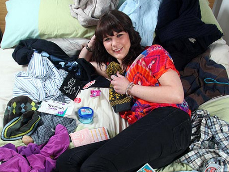 Lên mạng khoe chiến tích giường chiếu