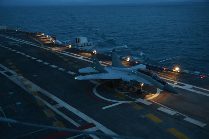 MiG-29 bay thử trên tàu sân bay Ấn Độ
