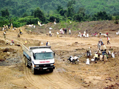 'Chặt tay' vàng tặc