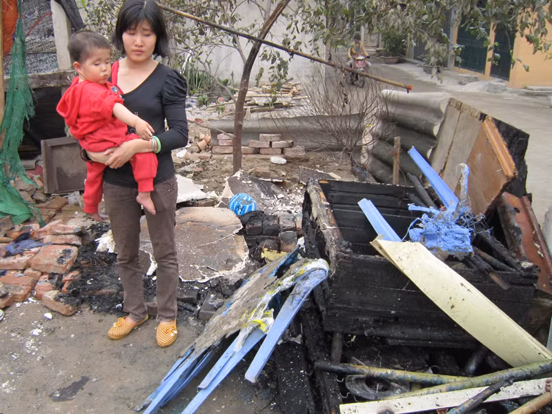 Hai mẹ con chị Hương chưa hết bàng hoàng sau khi được cứu sống