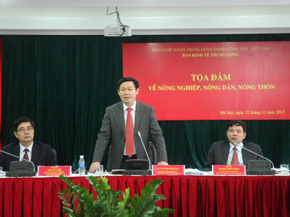 Tìm đột phá cho nông nghiệp