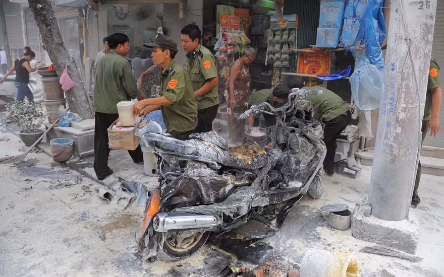 Hiện trường vụ xe cháy