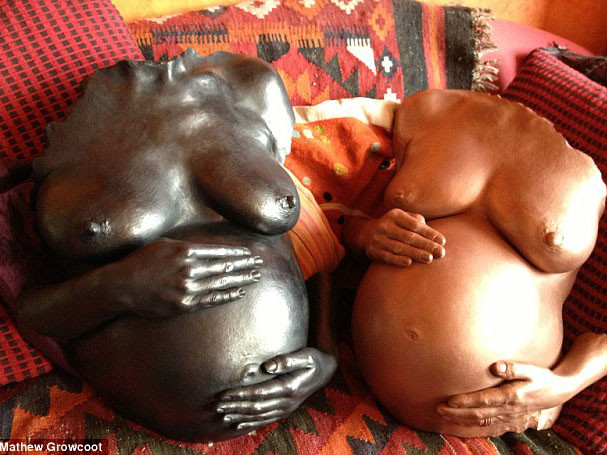 Đúc tượng bụng bầu để lưu giữ khoảnh khắc thiêng liêng nhất của người mẹ