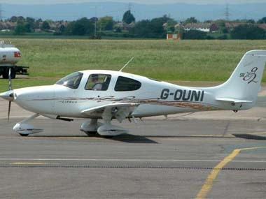 Máy bay của 'đại gia đi xăng đan' được hưởng thuế 0%