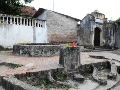 Làng cổ Đường Lâm: Vẫn phải khống chế xây nhà mới