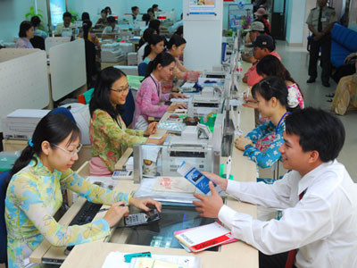 Thời ngân hàng thay tướng, giảm quân