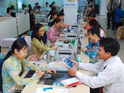 Thời ngân hàng thay tướng, giảm quân