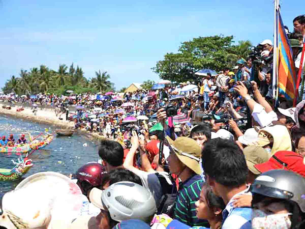 Lễ Khao lề thế lính Hoàng Sa trở thành di sản văn hóa