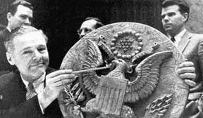 Hé lộ bất ngờ về những công cụ gián điệp