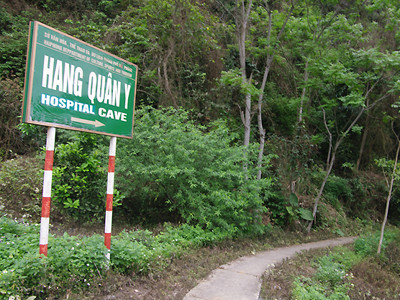 Khám phá bệnh viện quân y khổng lồ trong lòng núi