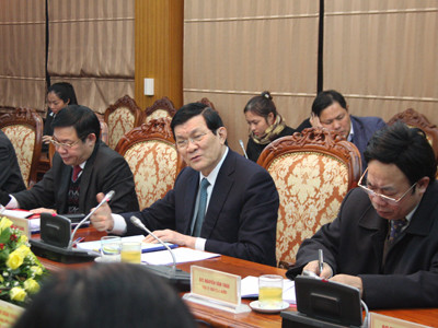 Chủ tịch nước Trương Tấn Sang: Phải để cán bộ sống được bằng tiền lương