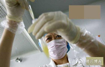 Rộ lên phong trào hiến tinh trùng trong nam sinh viên