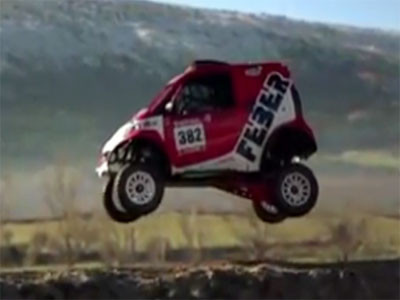 Ngắm Smart ForTwo độ phong cách Dakar