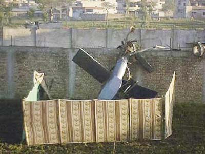 Pakistan trả Mỹ xác máy báy rơi vụ tiêu diệt bin Laden