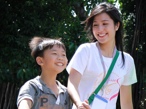 Thí sinh 'Nữ sinh duyên dáng' thiện nguyện tại làng trẻ SOS