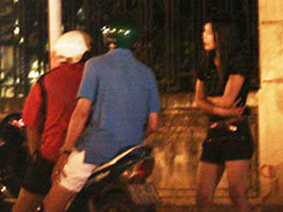 Mua dâm sẽ bị phạt gấp 3 lần người bán dâm