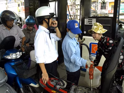 Doanh nghiệp xăng dầu lại kêu lỗ