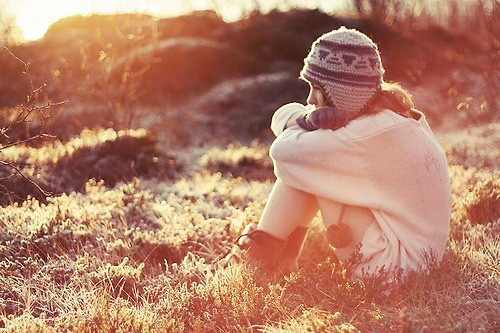 Bị đá, thứ em nhận được và điều anh mất đi