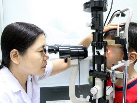 Thuốc chữa đau mắt đỏ 'cháy hàng', nâng giá