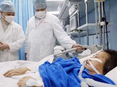 Dịch SARS làm 800 người chết năm 2003 - Ảnh: Pbs