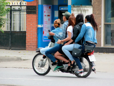 Lạc bước thành gái bán hoa