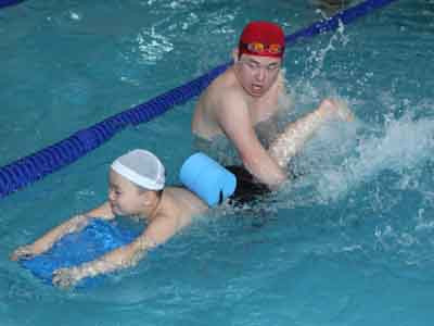 Người Nhật giúp giảm đuối nước cho trẻ Việt Nam