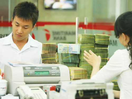 Ngân hàng thôn tính bất động sản