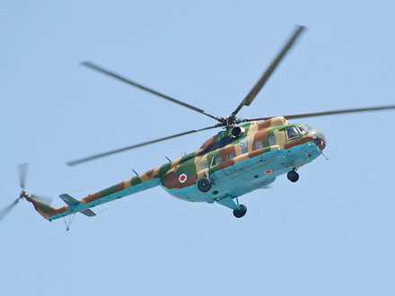 Gruzia thanh lý cả xe tăng lẫn trực thăng