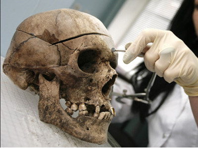 Giết người ăn gan để gây ấn tượng với bạn gái