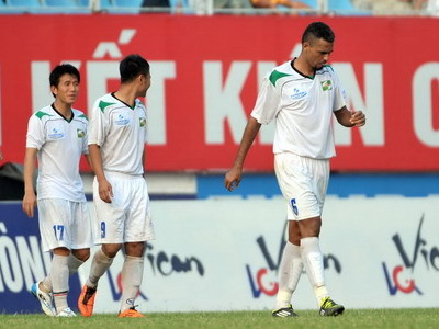 Sông Lam ngập trong gian khó