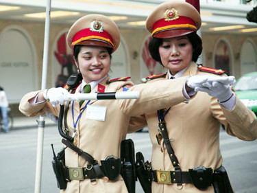 Gặp lại 'hoa khôi' CSGT Hà Nội 30 năm trước