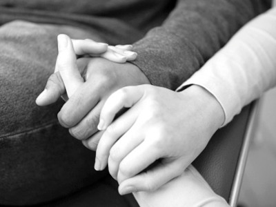 Ung thư giai đoạn muộn không nên từ bỏ điều trị