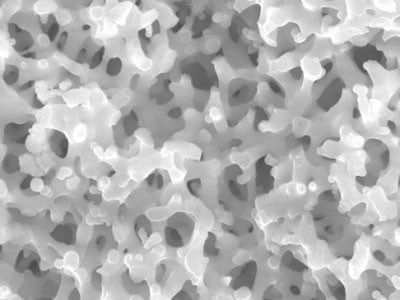 Sử dụng bọt nano để chế tạo áo giáp