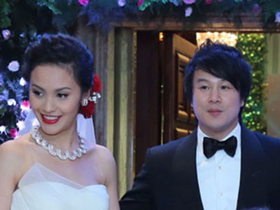 Ảnh hiếm về đám cưới Thanh Bùi và vợ 'đại gia'