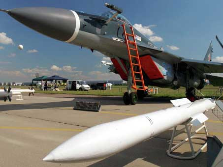 Nga thử nghiệm máy bay chiến đấu trên boong tàu