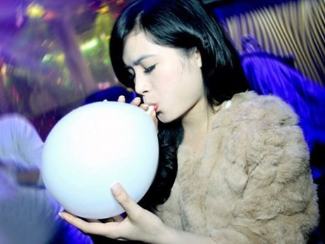 Những thú tiêu khiển độc hại của giới trẻ