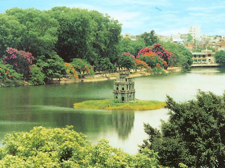 Theo nữ sinh Thủ đô 'xê dịch' Hà Nội