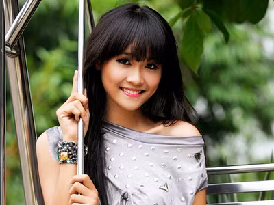 Ứng cử viên Miss Teen tuổi 16, cao 1m 76