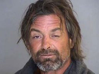 Tiền ‘trên trời rơi xuống’ cho kẻ không nhà