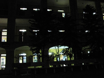 Giới trẻ lao xao chuyện đổi giờ