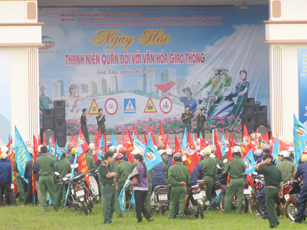 Thanh niên Quân đội với ATGT