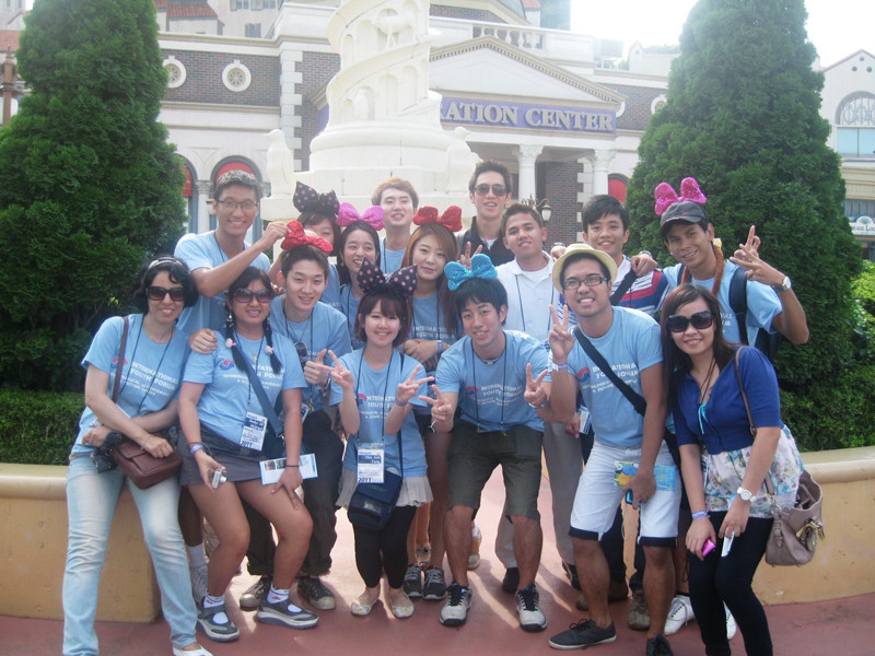 Sinh viên Việt 'đá trên sân khách'