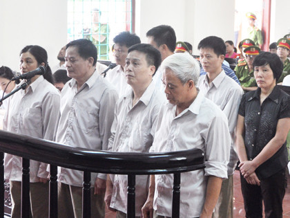 'Phần lớn bị cáo phạm tội do nể nang'