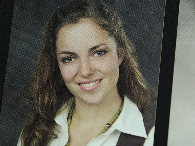 Katherine Russell, vợ nghi phạm khủng bố ở Boston là mắt xích quan trọng trong điều tra