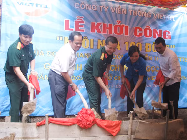 Lễ khởi công xây dựng Ngôi nhà 100 đồng tại Trà Vinh của tuổi trẻ Viettel