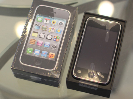 iPhone 3GS chính hãng trở lại Việt Nam giá bảy triệu đồng