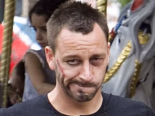 John Terry: thủ lĩnh đầy... thủ đoạn
