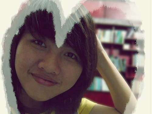 Nữ sinh xinh đẹp làm clip lịch sử Việt Nam