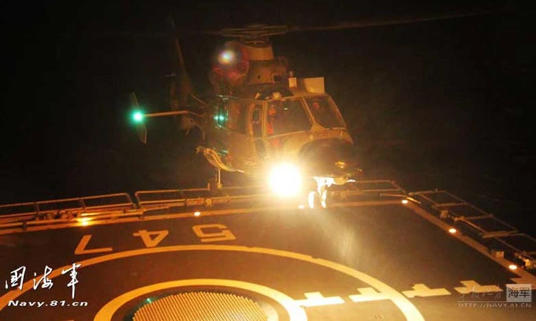 Máy bay Trung Quốc ráo riết diễn tập trong đêm trên Biển Đông