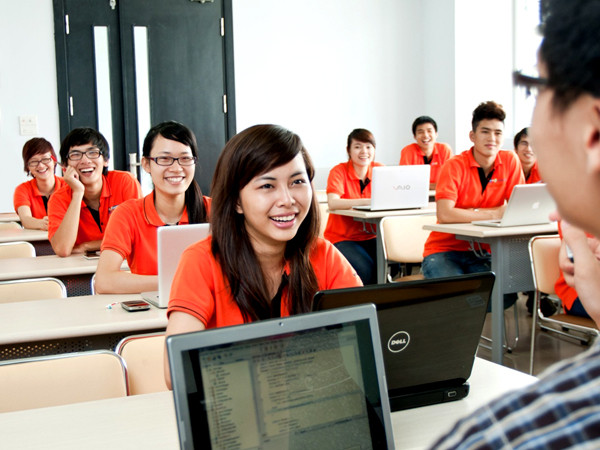 ĐH FPT cấp 100 học bổng toàn phần gồm cả sinh hoạt phí